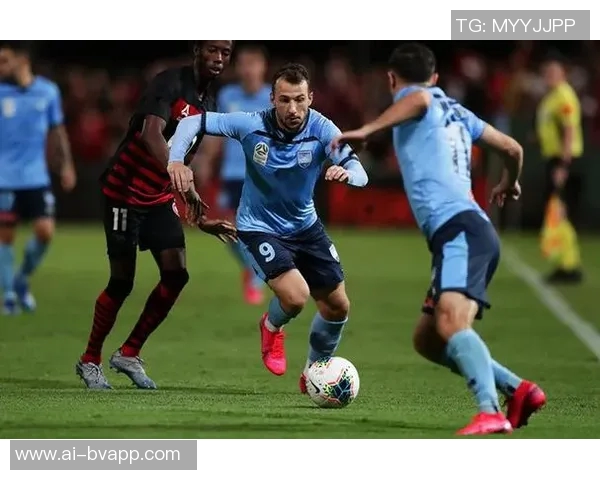 全北助教疑似做拉眼角动作引发争议裁判协会指控种族歧视