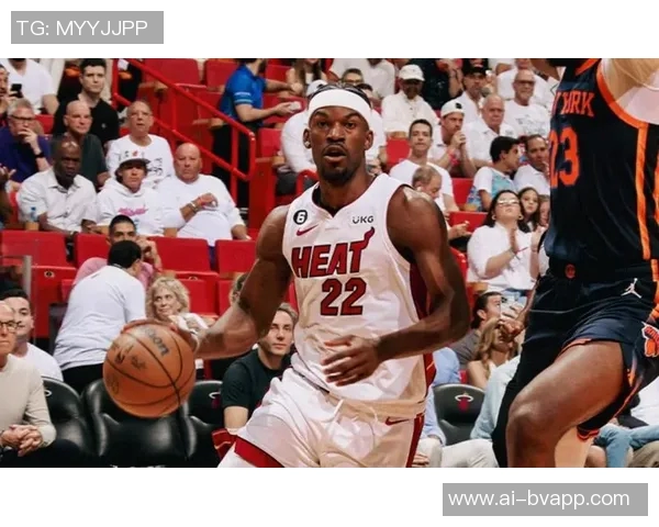 巴特勒半场表现出色轻松斩获9分4篮板2助攻展现实力